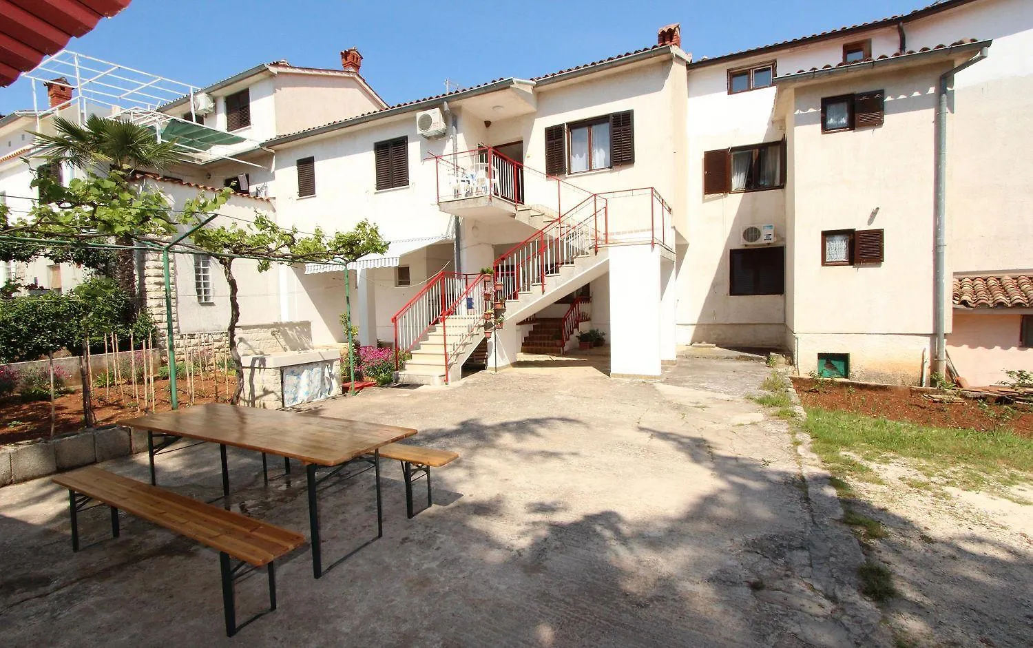 Bezauberndes Apartment Nur 190 Meter Zum Strand Mit 2 Klimaanlagen Rovinj 0*,  Croatia