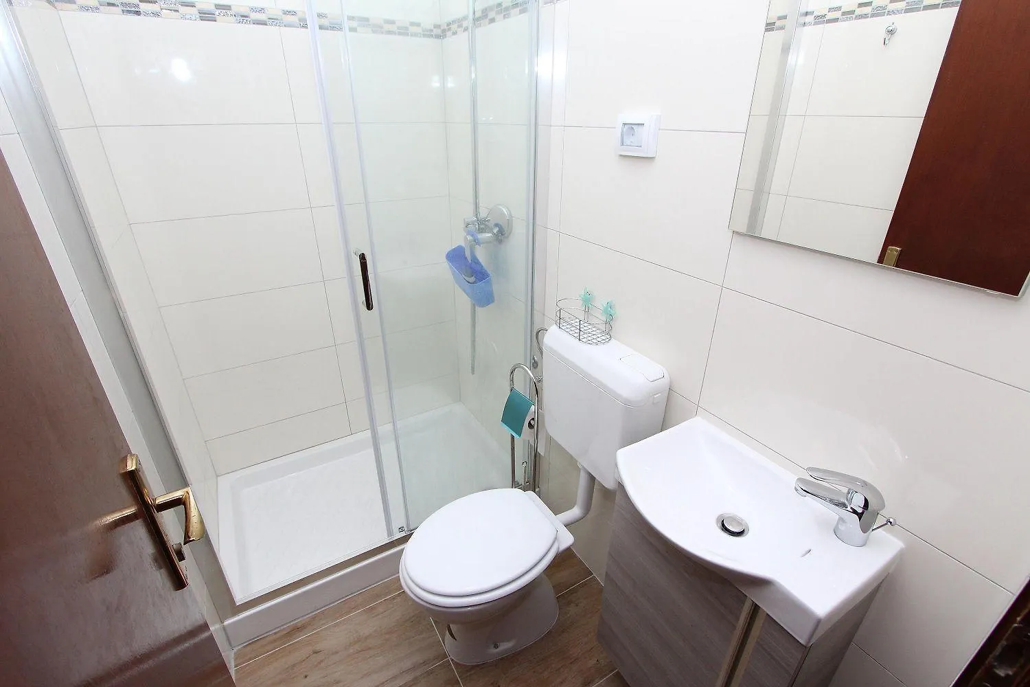 Bezauberndes Apartment Nur 190 Meter Zum Strand Mit 2 Klimaanlagen Rovinj Croatia