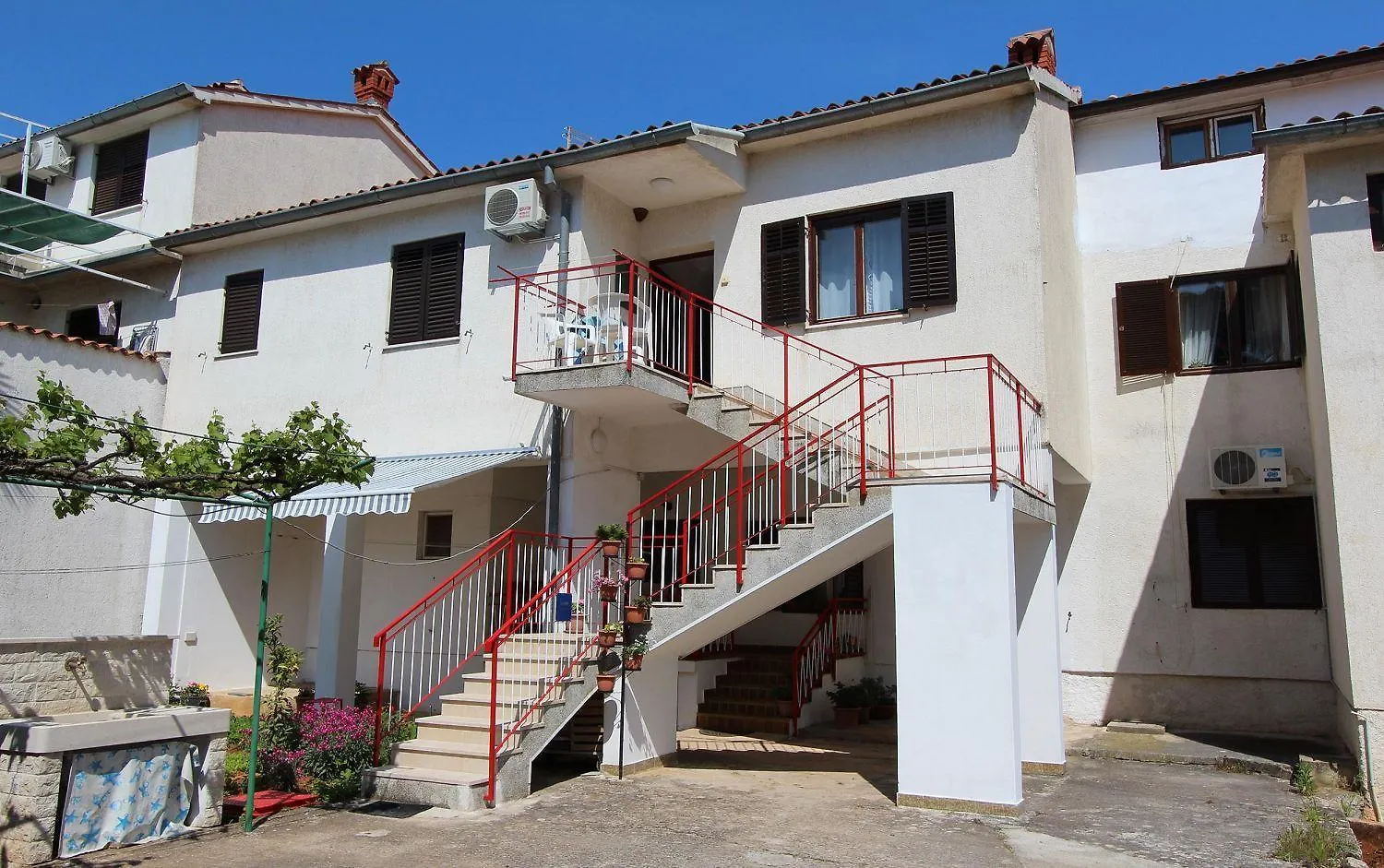 Bezauberndes Apartment Nur 190 Meter Zum Strand Mit 2 Klimaanlagen Rovinj Croatia