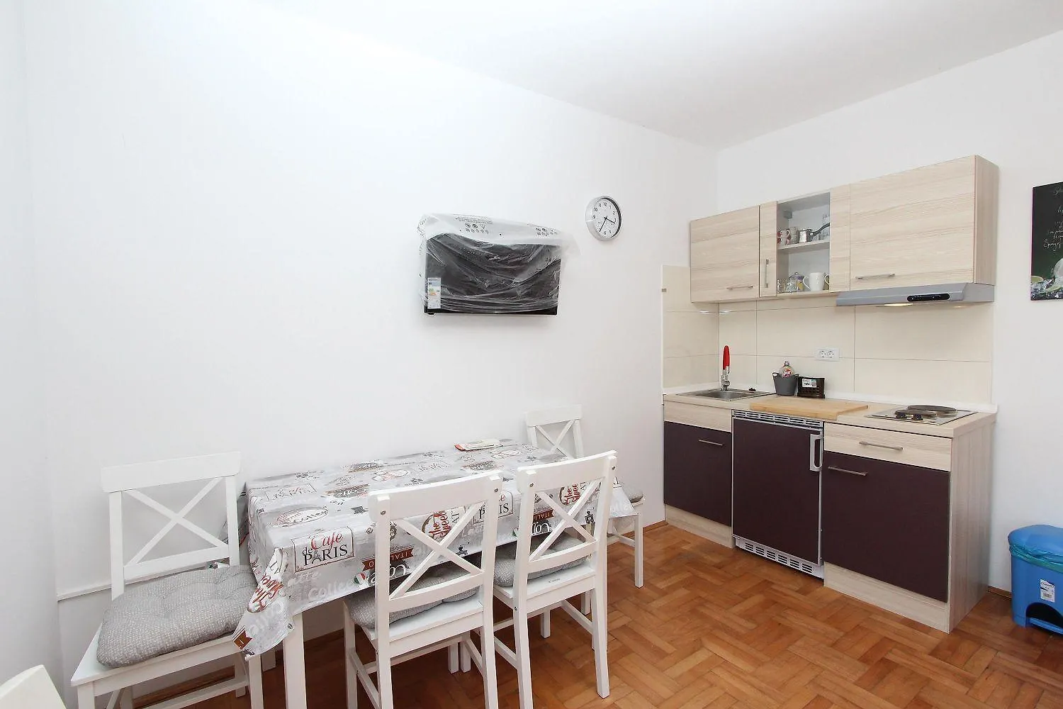 Bezauberndes Apartment Nur 190 Meter Zum Strand Mit 2 Klimaanlagen Rovinj