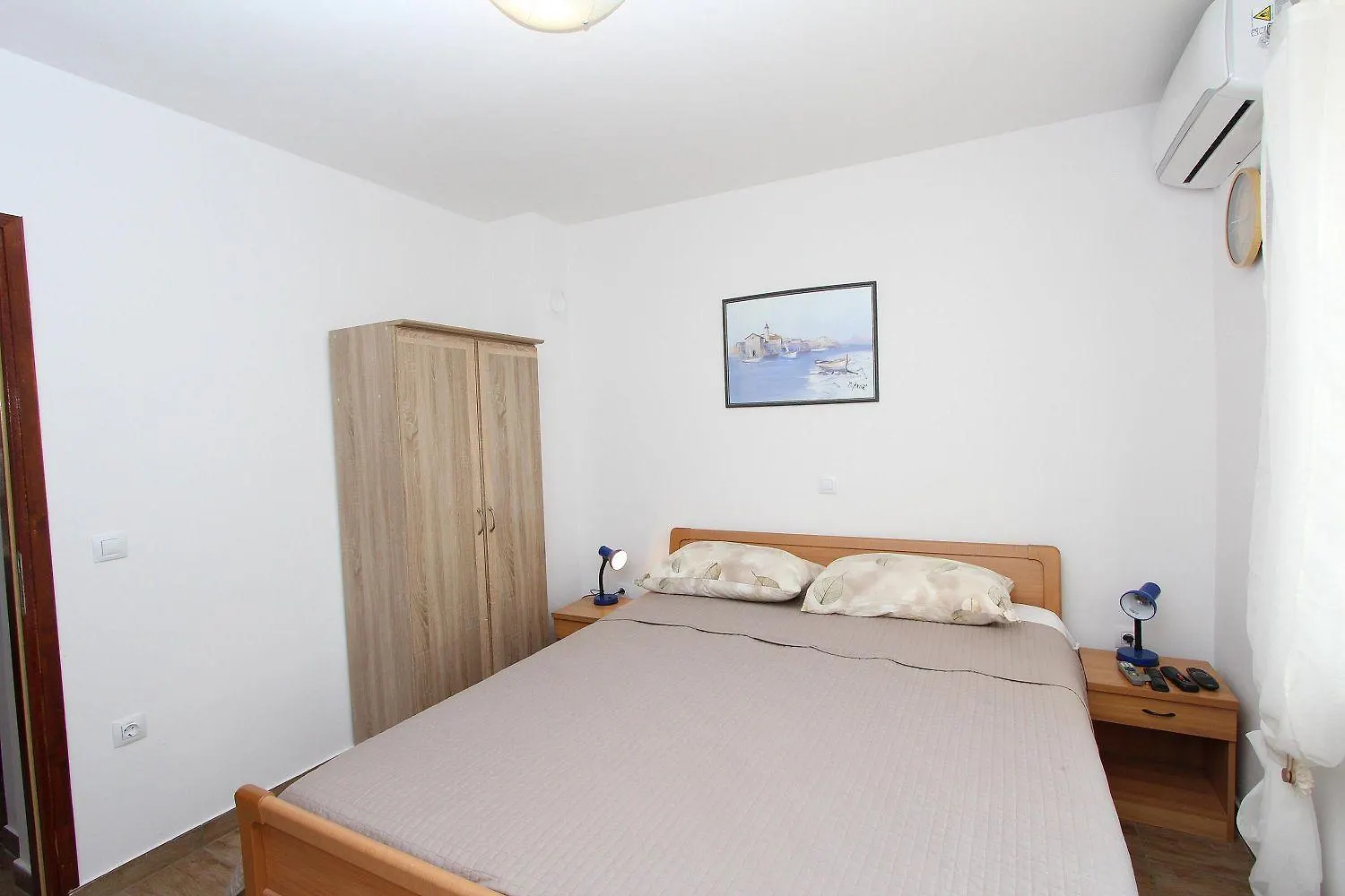 Bezauberndes Apartment Nur 190 Meter Zum Strand Mit 2 Klimaanlagen Rovinj