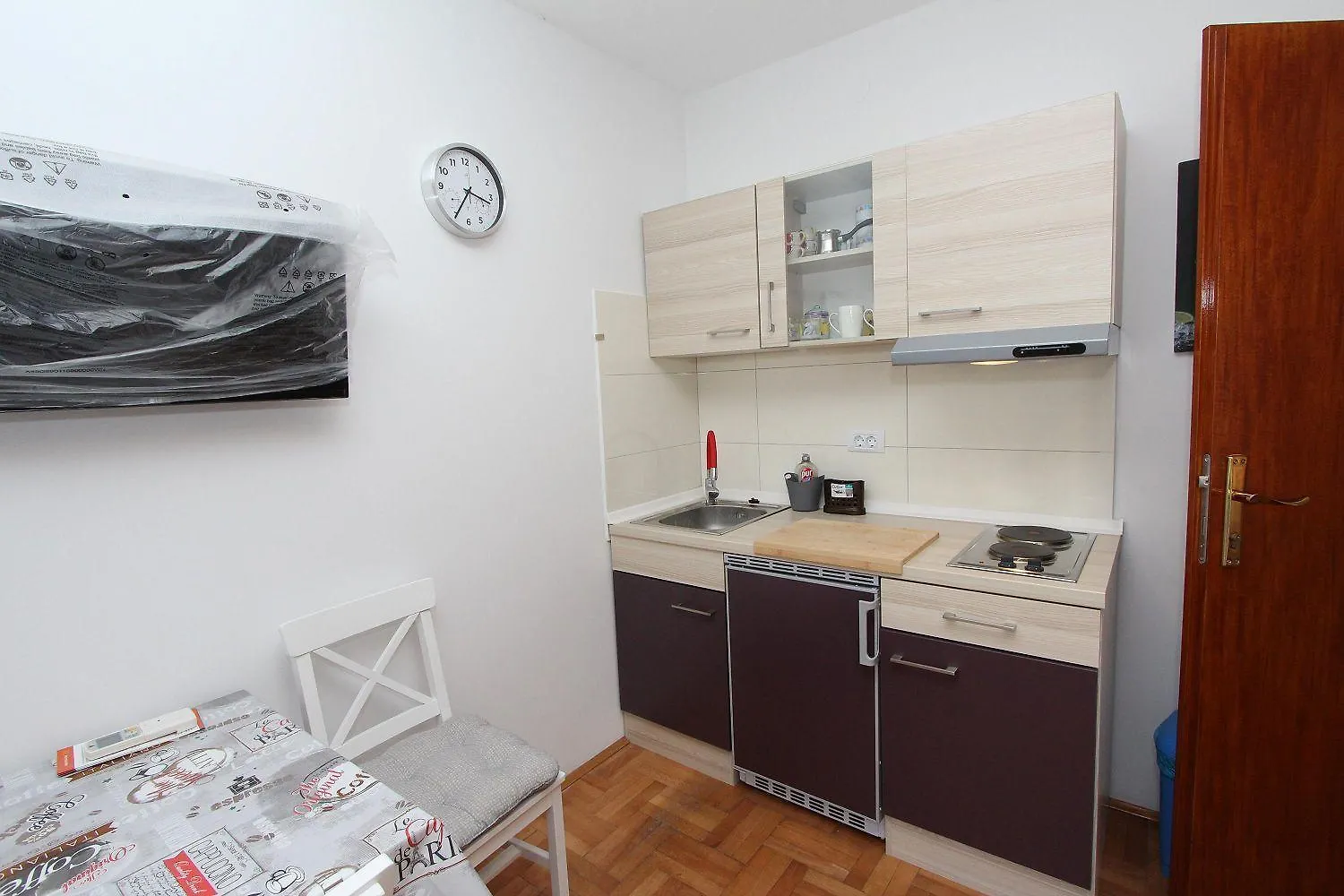 Bezauberndes Apartment Nur 190 Meter Zum Strand Mit 2 Klimaanlagen Rovinj 0*,  Croatia