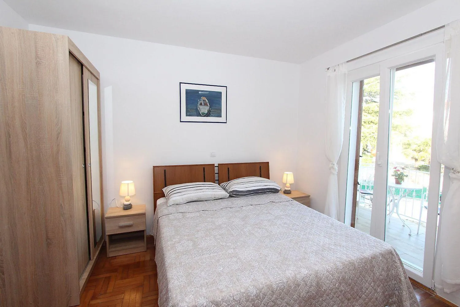 Bezauberndes Apartment Nur 190 Meter Zum Strand Mit 2 Klimaanlagen Rovinj